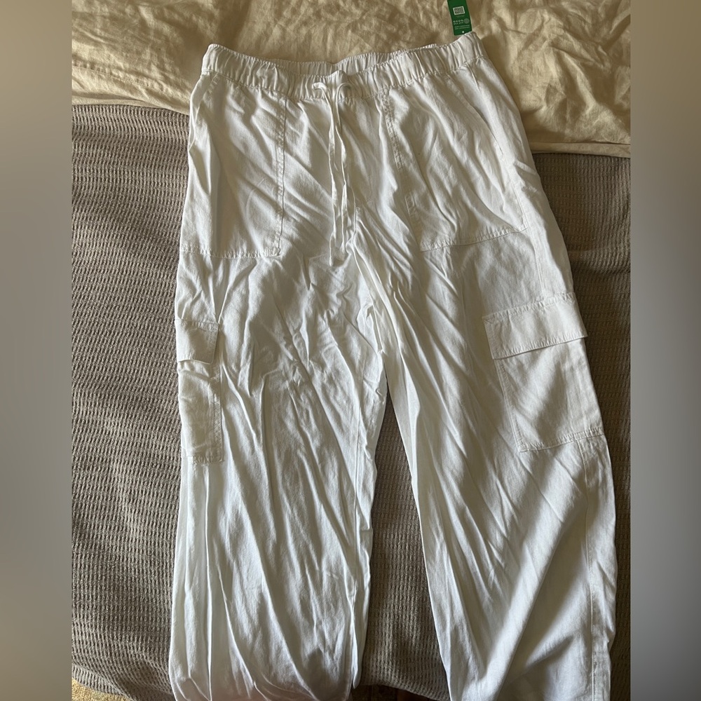 NWT Wide Leg Gap Cargo Linen Pants